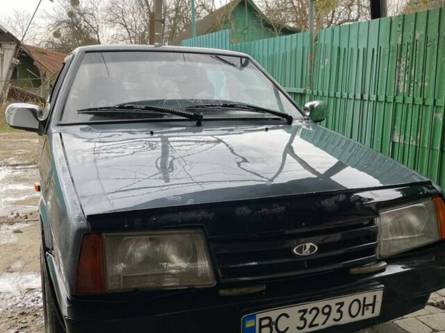 Серый ВАЗ 21099, объемом двигателя 1.5 л и пробегом 466 тыс. км за 600 $, фото 1 на Automoto.ua