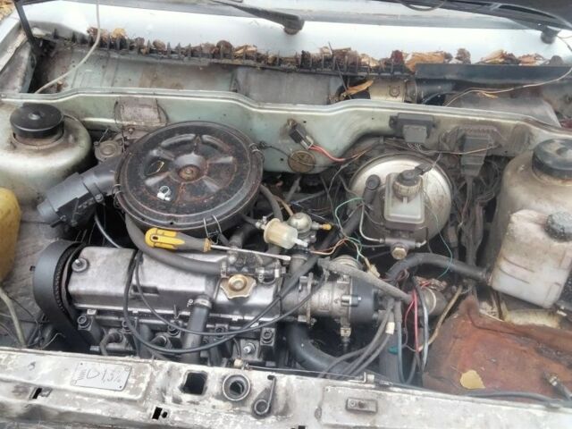 Серый ВАЗ 21099, объемом двигателя 1.5 л и пробегом 200 тыс. км за 357 $, фото 1 на Automoto.ua