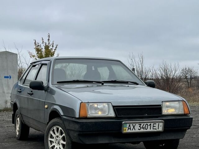 Серый ВАЗ 21099, объемом двигателя 1.5 л и пробегом 200 тыс. км за 883 $, фото 1 на Automoto.ua