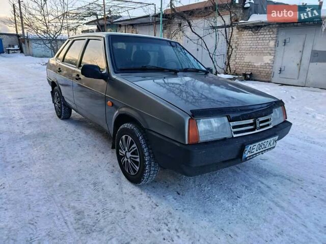Сірий ВАЗ 21099, об'ємом двигуна 1.5 л та пробігом 174 тис. км за 1499 $, фото 1 на Automoto.ua