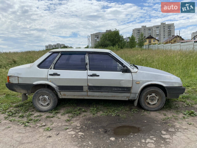 Серый ВАЗ 21099, объемом двигателя 1.5 л и пробегом 190 тыс. км за 550 $, фото 1 на Automoto.ua