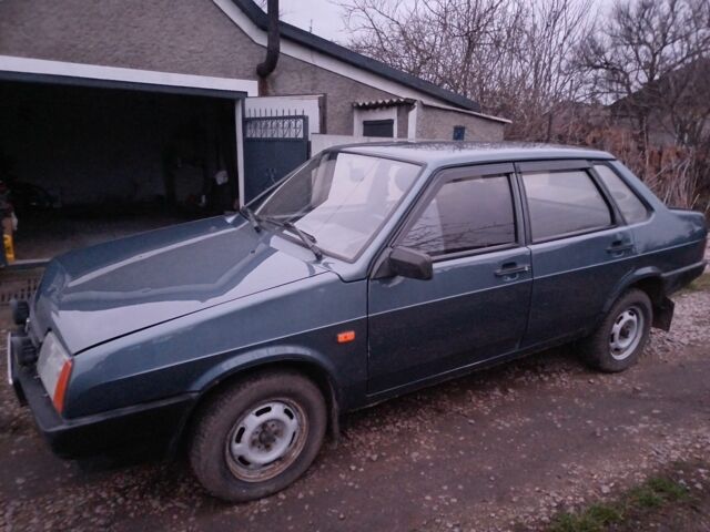 Серый ВАЗ 21099, объемом двигателя 1.5 л и пробегом 185 тыс. км за 1650 $, фото 1 на Automoto.ua