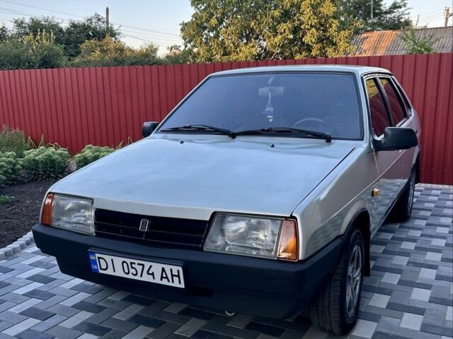 Сірий ВАЗ 21099, об'ємом двигуна 1.5 л та пробігом 90 тис. км за 1551 $, фото 1 на Automoto.ua