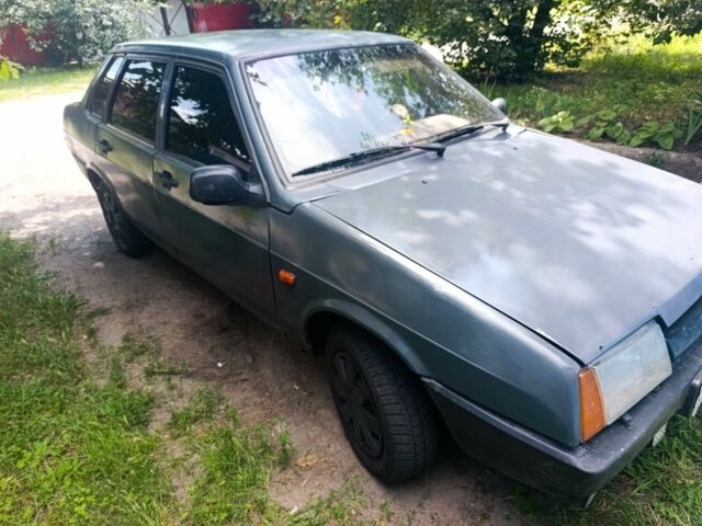 Серый ВАЗ 21099, объемом двигателя 1 л и пробегом 58 тыс. км за 677 $, фото 1 на Automoto.ua