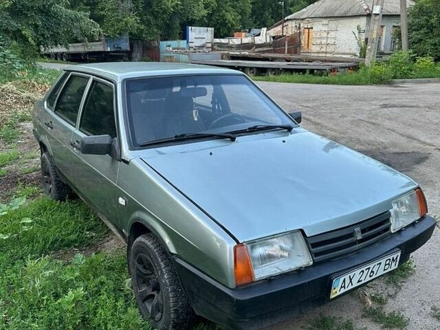 Серый ВАЗ 21099, объемом двигателя 1.5 л и пробегом 217 тыс. км за 1000 $, фото 1 на Automoto.ua