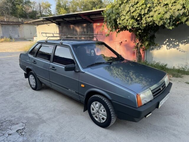 Сірий ВАЗ 21099, об'ємом двигуна 1.5 л та пробігом 255 тис. км за 1505 $, фото 1 на Automoto.ua