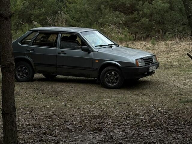 Серый ВАЗ 21099, объемом двигателя 1.5 л и пробегом 410 тыс. км за 799 $, фото 1 на Automoto.ua