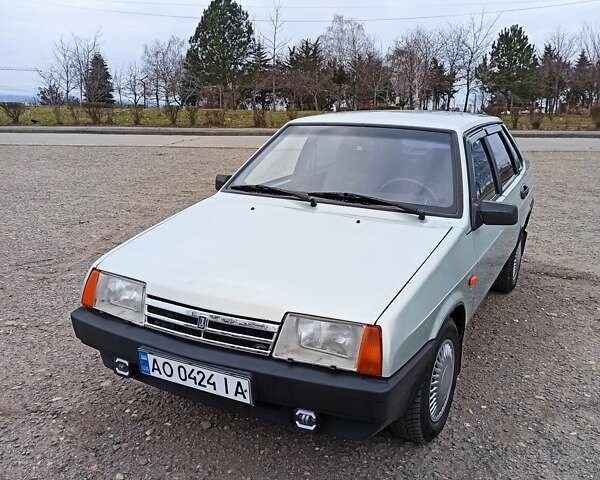 Серый ВАЗ 21099, объемом двигателя 1.5 л и пробегом 177 тыс. км за 2700 $, фото 1 на Automoto.ua