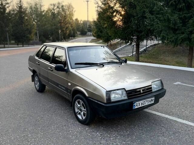 Сірий ВАЗ 21099, об'ємом двигуна 1.5 л та пробігом 235 тис. км за 1570 $, фото 1 на Automoto.ua
