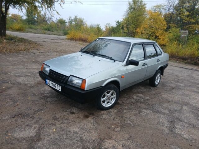 Сірий ВАЗ 21099, об'ємом двигуна 1.5 л та пробігом 123 тис. км за 1700 $, фото 1 на Automoto.ua