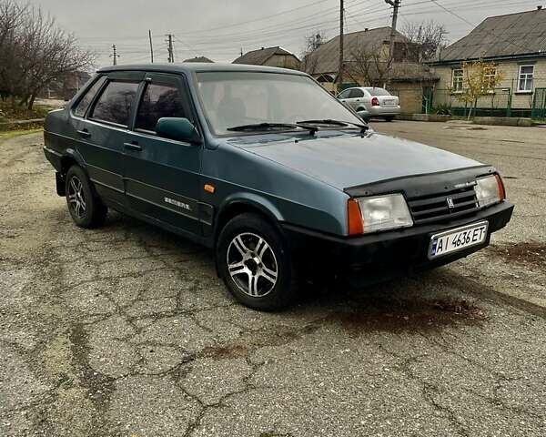 Серый ВАЗ 21099, объемом двигателя 1.5 л и пробегом 300 тыс. км за 1199 $, фото 1 на Automoto.ua