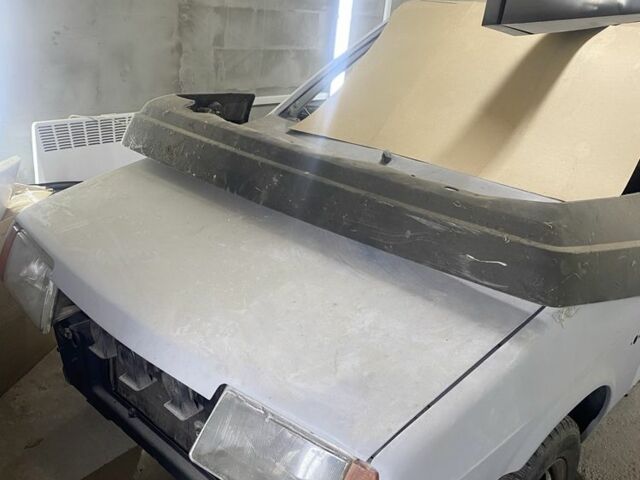 Серый ВАЗ 21099, объемом двигателя 1.5 л и пробегом 100 тыс. км за 400 $, фото 1 на Automoto.ua