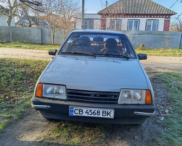 Серый ВАЗ 21099, объемом двигателя 1.6 л и пробегом 300 тыс. км за 1300 $, фото 1 на Automoto.ua