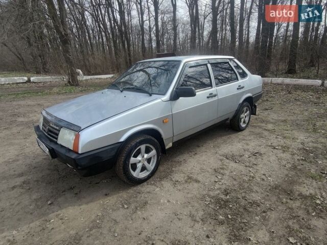 Серый ВАЗ 21099, объемом двигателя 1.5 л и пробегом 80 тыс. км за 1350 $, фото 1 на Automoto.ua