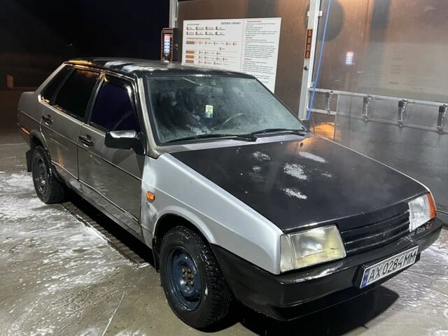 Серый ВАЗ 21099, объемом двигателя 1.5 л и пробегом 290 тыс. км за 846 $, фото 1 на Automoto.ua