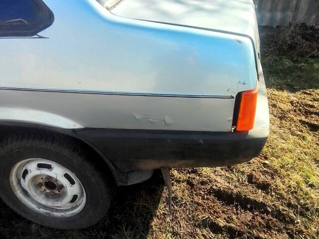 Сірий ВАЗ 21099, об'ємом двигуна 1.5 л та пробігом 0 тис. км за 600 $, фото 1 на Automoto.ua