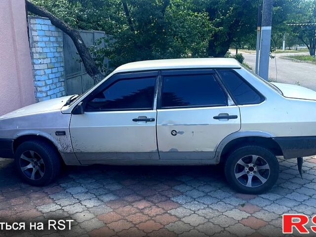 Серый ВАЗ 21099, объемом двигателя 1.5 л и пробегом 205 тыс. км за 900 $, фото 1 на Automoto.ua