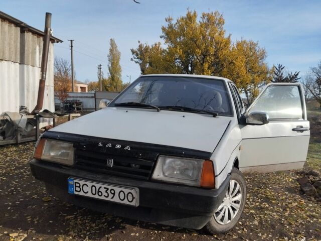 Серый ВАЗ 21099, объемом двигателя 1.5 л и пробегом 275 тыс. км за 900 $, фото 1 на Automoto.ua