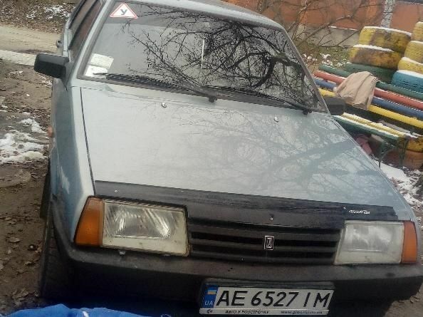 Сірий ВАЗ 21099, об'ємом двигуна 1.5 л та пробігом 131 тис. км за 1300 $, фото 1 на Automoto.ua