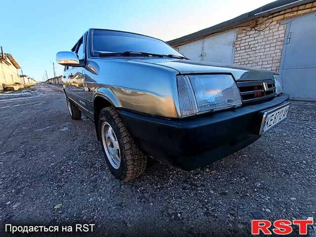 Серый ВАЗ 21099, объемом двигателя 1.5 л и пробегом 185 тыс. км за 1850 $, фото 1 на Automoto.ua
