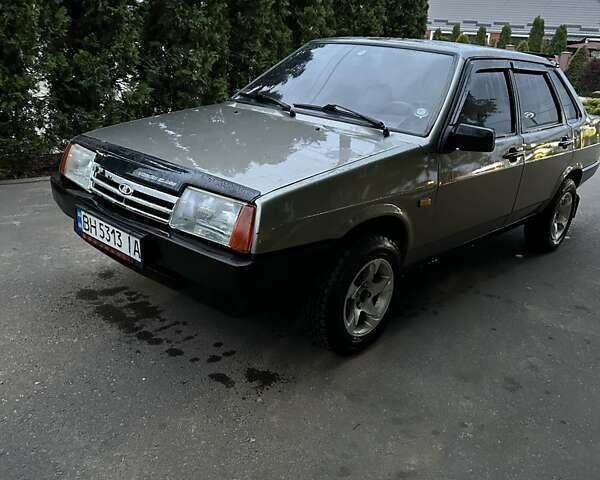 Серый ВАЗ 21099, объемом двигателя 1.5 л и пробегом 240 тыс. км за 1471 $, фото 1 на Automoto.ua
