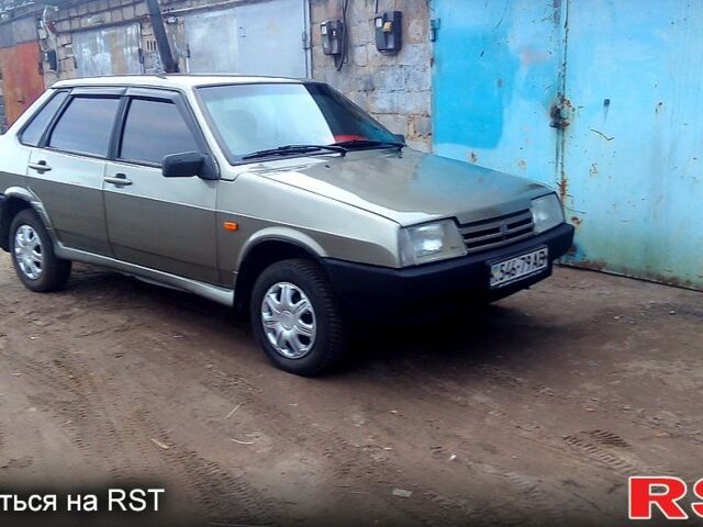 Серый ВАЗ 21099, объемом двигателя 1.5 л и пробегом 170 тыс. км за 1250 $, фото 1 на Automoto.ua