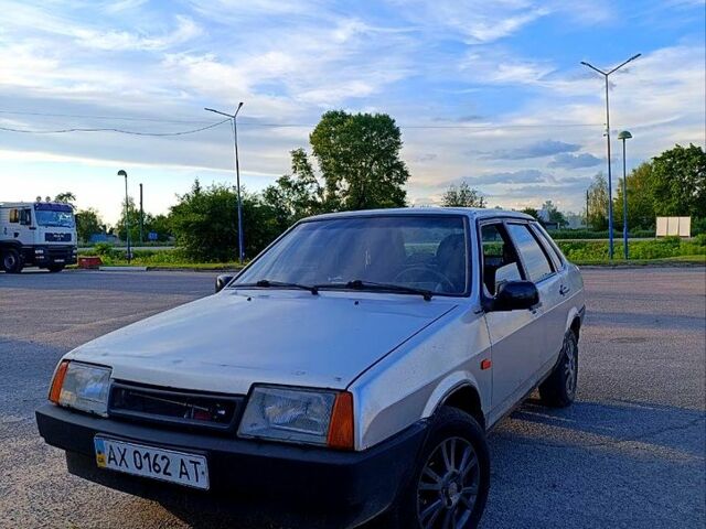 Серый ВАЗ 21099, объемом двигателя 1.5 л и пробегом 175 тыс. км за 835 $, фото 1 на Automoto.ua