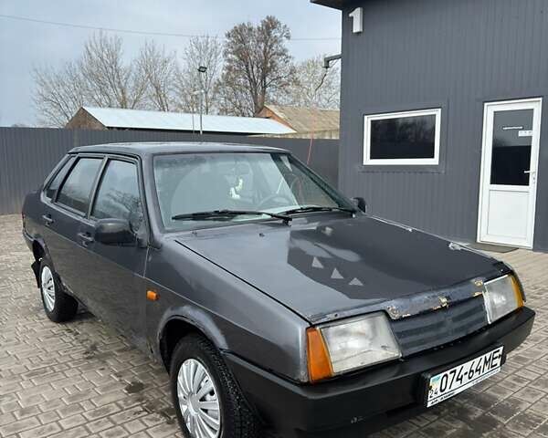 Серый ВАЗ 21099, объемом двигателя 0 л и пробегом 230 тыс. км за 1100 $, фото 1 на Automoto.ua