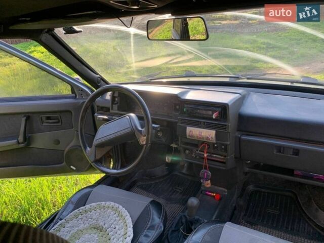 Серый ВАЗ 21099, объемом двигателя 1.5 л и пробегом 160 тыс. км за 2000 $, фото 1 на Automoto.ua