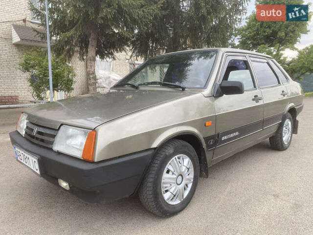 Серый ВАЗ 21099, объемом двигателя 1.5 л и пробегом 250 тыс. км за 999 $, фото 1 на Automoto.ua