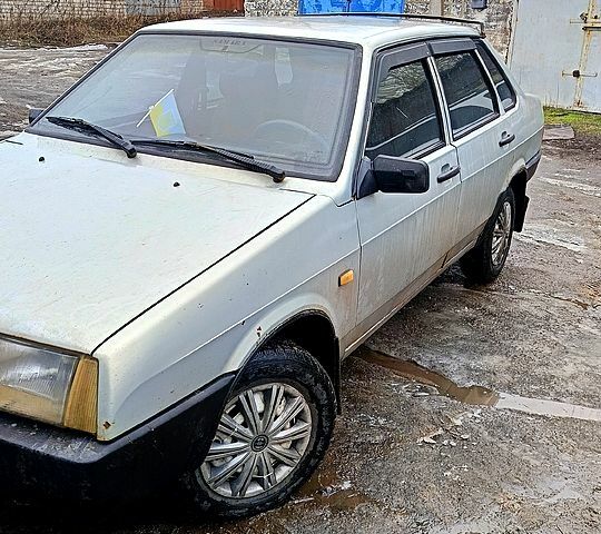 Сірий ВАЗ 21099, об'ємом двигуна 1.5 л та пробігом 180 тис. км за 1250 $, фото 1 на Automoto.ua