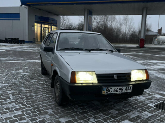 Серый ВАЗ 21099, объемом двигателя 0 л и пробегом 120 тыс. км за 1049 $, фото 1 на Automoto.ua