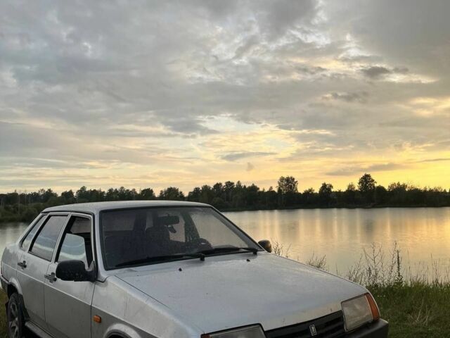 Серый ВАЗ 21099, объемом двигателя 1.5 л и пробегом 300 тыс. км за 1600 $, фото 1 на Automoto.ua