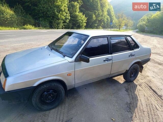 Серый ВАЗ 21099, объемом двигателя 1.5 л и пробегом 240 тыс. км за 600 $, фото 1 на Automoto.ua