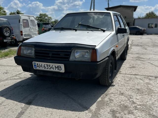Серый ВАЗ 21099, объемом двигателя 0 л и пробегом 180 тыс. км за 804 $, фото 1 на Automoto.ua