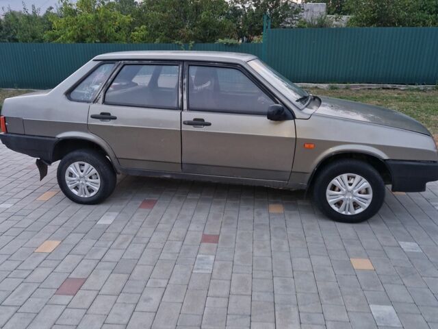 Серый ВАЗ 21099, объемом двигателя 1 л и пробегом 157 тыс. км за 1148 $, фото 1 на Automoto.ua