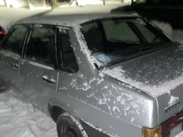 Серый ВАЗ 21099, объемом двигателя 1.5 л и пробегом 200 тыс. км за 1700 $, фото 1 на Automoto.ua