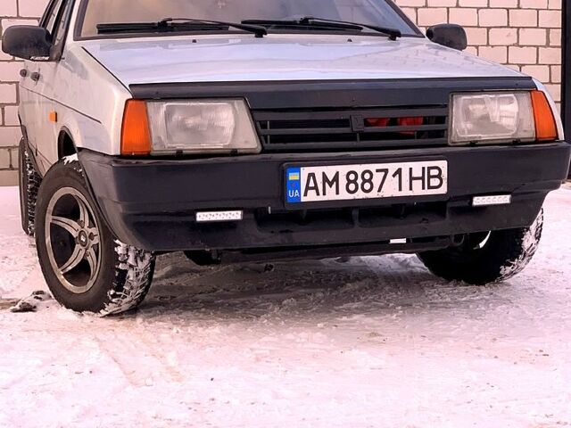 Серый ВАЗ 21099, объемом двигателя 1.5 л и пробегом 250 тыс. км за 1300 $, фото 1 на Automoto.ua