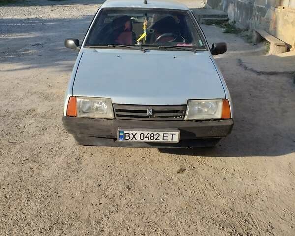 Сірий ВАЗ 21099, об'ємом двигуна 1.5 л та пробігом 500 тис. км за 1000 $, фото 1 на Automoto.ua
