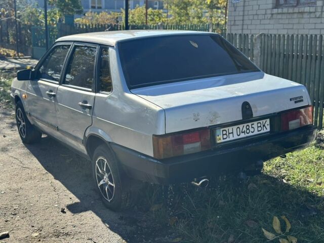 Серый ВАЗ 21099, объемом двигателя 1.5 л и пробегом 200 тыс. км за 1600 $, фото 1 на Automoto.ua