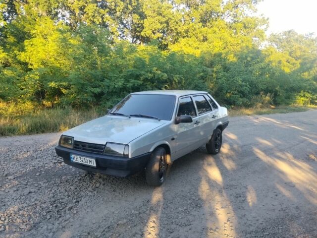 Сірий ВАЗ 21099, об'ємом двигуна 1.5 л та пробігом 165 тис. км за 1701 $, фото 1 на Automoto.ua