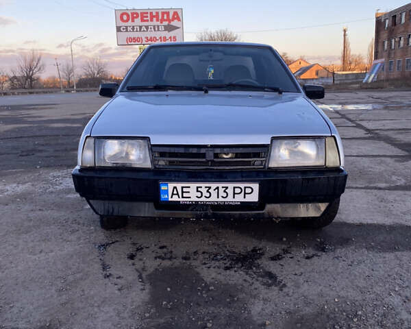 Серый ВАЗ 21099, объемом двигателя 1.5 л и пробегом 280 тыс. км за 2000 $, фото 1 на Automoto.ua