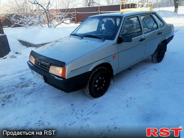 Серый ВАЗ 21099, объемом двигателя 1.5 л и пробегом 100 тыс. км за 1350 $, фото 1 на Automoto.ua