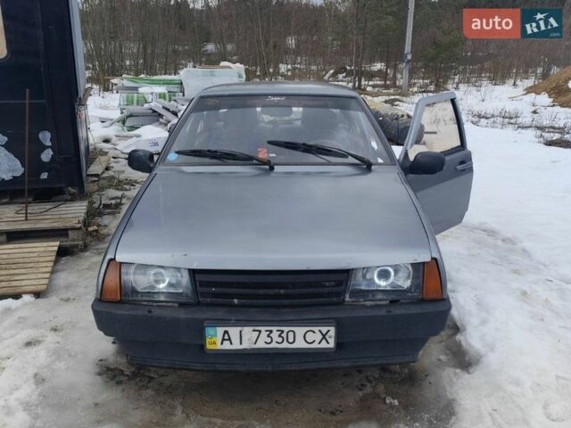 Серый ВАЗ 21099, объемом двигателя 1.5 л и пробегом 300 тыс. км за 1200 $, фото 1 на Automoto.ua