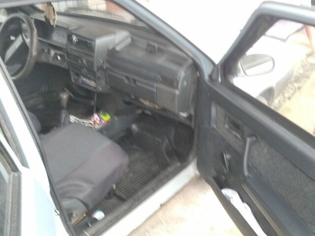 Сірий ВАЗ 21099, об'ємом двигуна 1.5 л та пробігом 120 тис. км за 1500 $, фото 1 на Automoto.ua