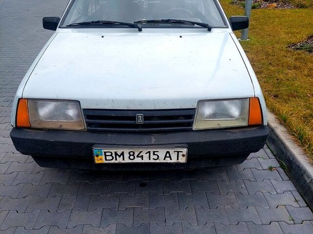 Серый ВАЗ 21099, объемом двигателя 1.5 л и пробегом 300 тыс. км за 1180 $, фото 1 на Automoto.ua