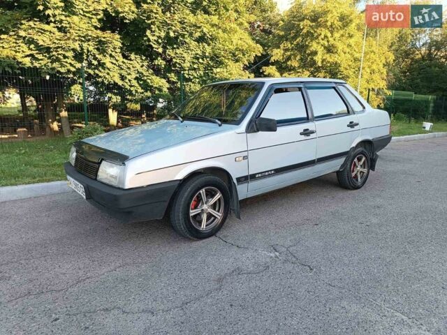 Сірий ВАЗ 21099, об'ємом двигуна 1.5 л та пробігом 190 тис. км за 2200 $, фото 1 на Automoto.ua