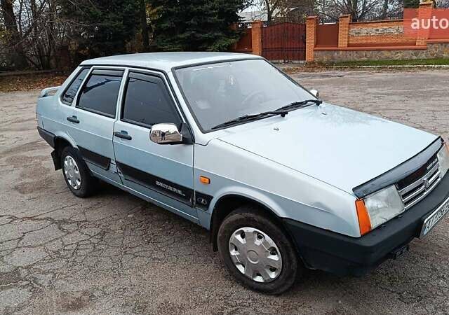 Серый ВАЗ 21099, объемом двигателя 1.5 л и пробегом 229 тыс. км за 1350 $, фото 1 на Automoto.ua