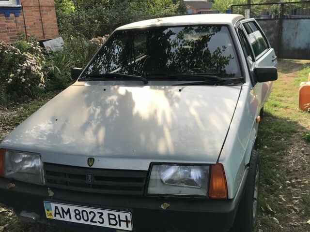 Серый ВАЗ 21099, объемом двигателя 1.5 л и пробегом 200 тыс. км за 1150 $, фото 1 на Automoto.ua