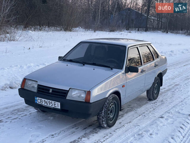 Серый ВАЗ 21099, объемом двигателя 1.5 л и пробегом 220 тыс. км за 1999 $, фото 1 на Automoto.ua